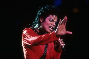 TOKYO - 1987:  Pop Star Michael Jackson performs onstage in 1987 in Tokyo, Japan. (Photo by Michael Ochs Archives/Getty Images)