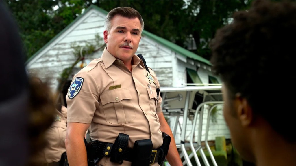 Cullen Moss as Deputy Shoupe (Credit: Netflix)