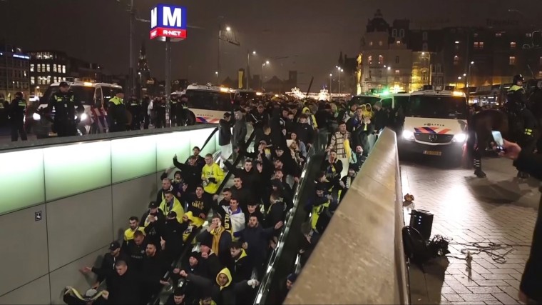 Police escort Maccabi Tel Aviv supporters